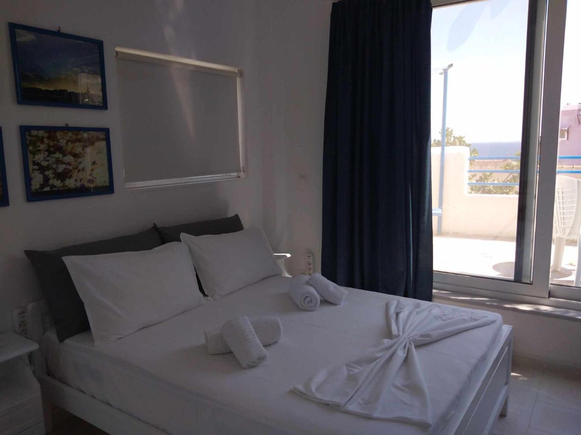 Blue Dolphin Studios And Apartment Vagia  Zewnętrze zdjęcie