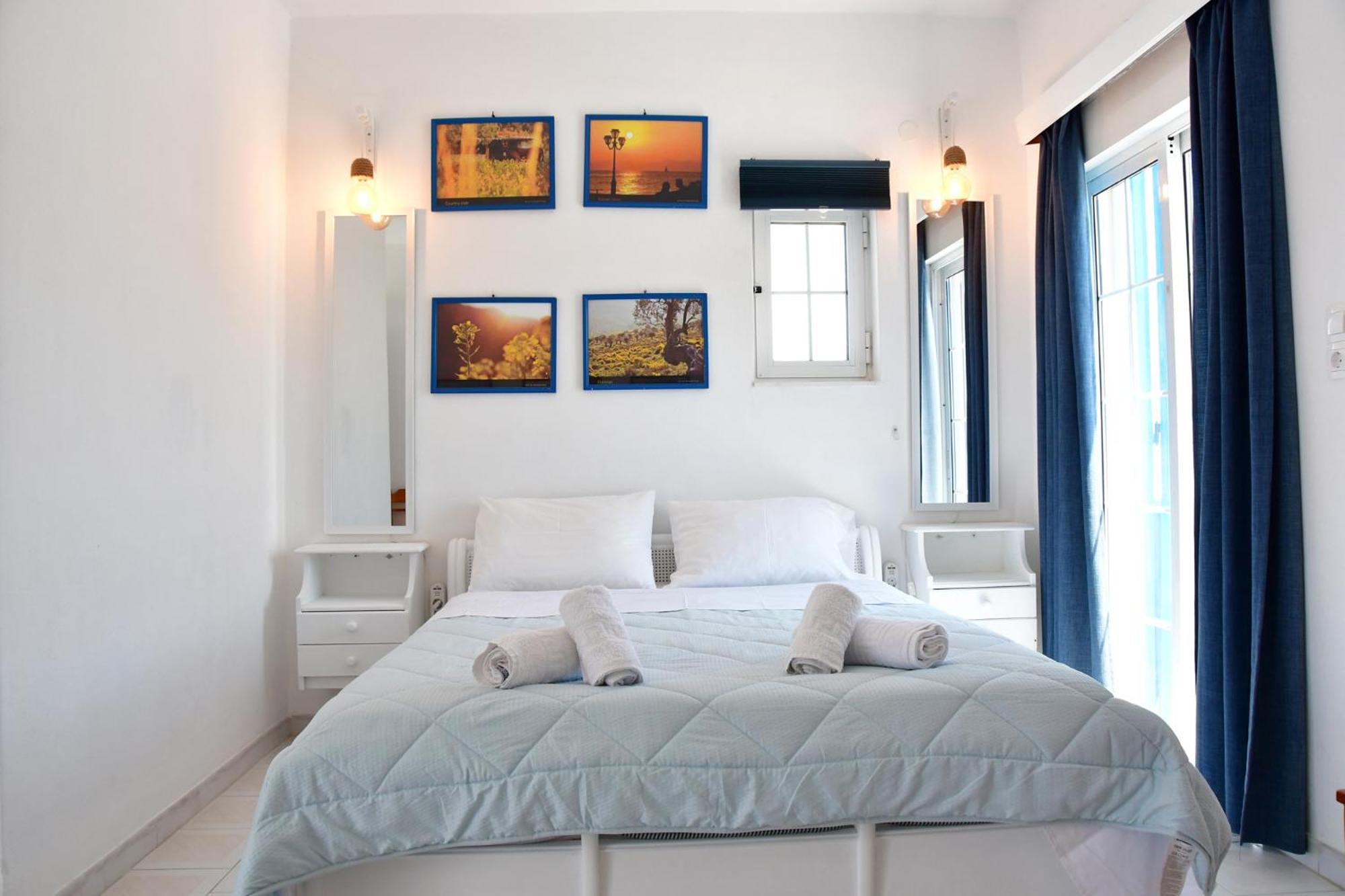 Blue Dolphin Studios And Apartment Vagia  Zewnętrze zdjęcie