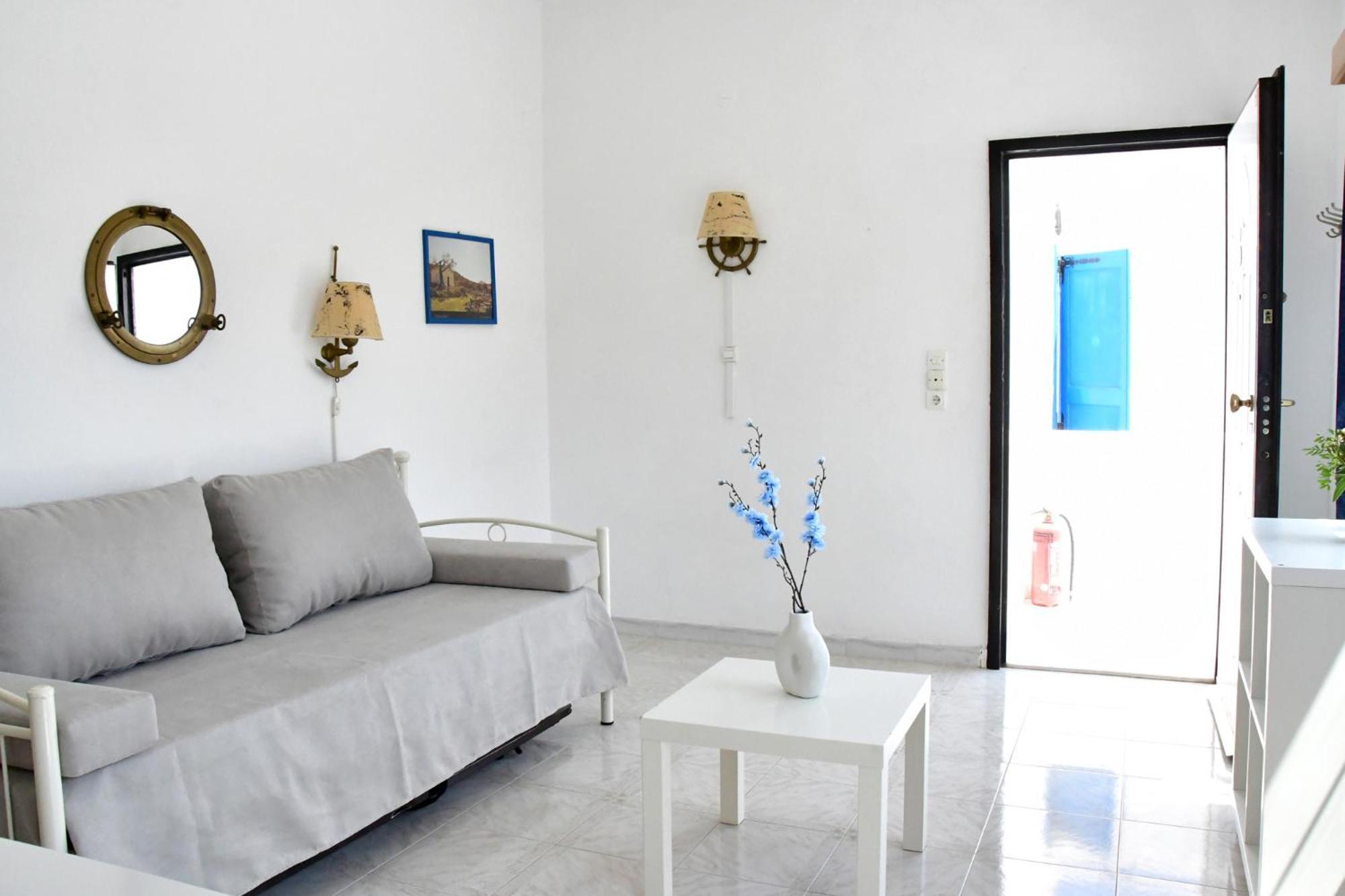 Blue Dolphin Studios And Apartment Vagia  Zewnętrze zdjęcie